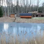 Kallaste Talu- Turismitalu & Kompleks wypoczynkowy Padise