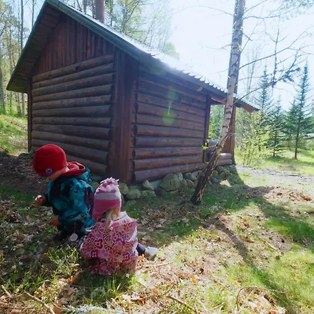 Kallaste Talu- Turismitalu & * Padise